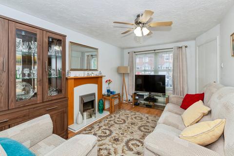 2 bedroom terraced house for sale, Lilley Way, Slough, SL1