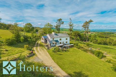 4 bedroom country house for sale, Cefnhir, Gladestry, Kington - Approx. 7 Acres