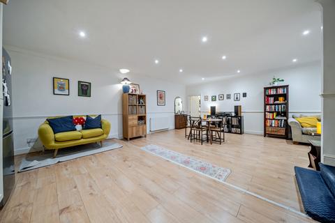 1 bedroom apartment for sale, Royal Herbert Pavilions, Gilbert Close, Blackheath, London, SE18