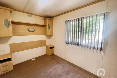 2 bedroom park home to rent, Nurstead Lane, Longfield DA3