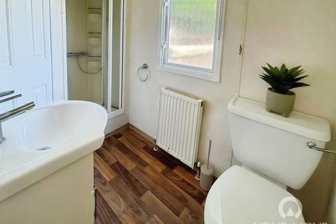 2 bedroom park home to rent, Nurstead Lane, Longfield DA3