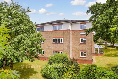 2 bedroom flat for sale, Peregrine Gardens, Croydon, Surrey