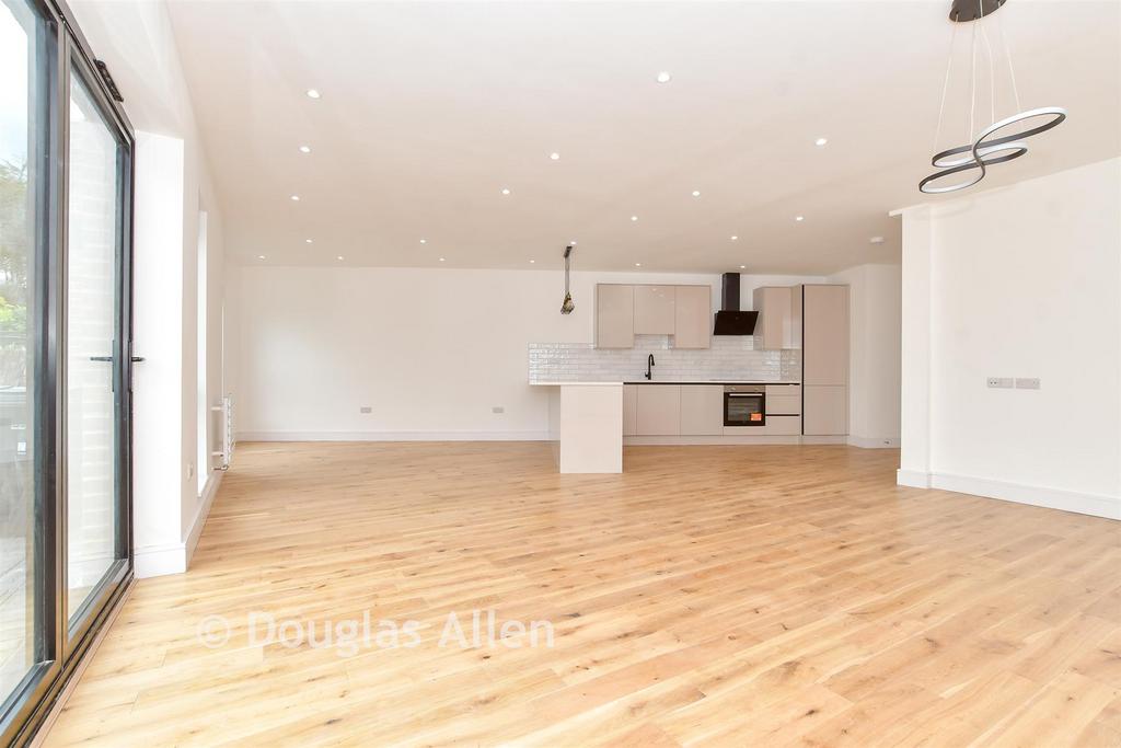 Lounge/Diner/Kitchen