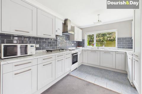 3 bedroom detached house for sale, Harcourt Way, Stafford ST16