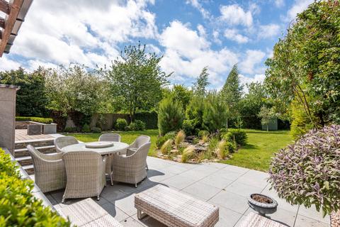 6 bedroom detached house for sale, Tring Road, Dunstable LU6