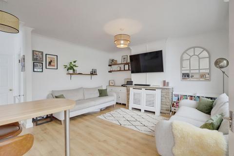 2 bedroom semi-detached bungalow for sale, Downesway, Benfleet, SS7