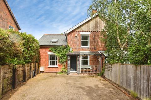 3 bedroom semi-detached house for sale, Osmers Hill, East Sussex TN5