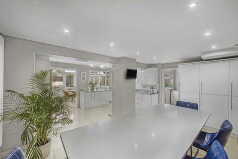 3 bedroom semi-detached house for sale, Warburton Close, Lymm, WA13