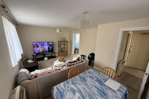 1 bedroom flat to rent, Tyndale Mews, Cippenham