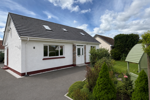 4 bedroom detached house for sale, 8 Aldourie Road, Inverness, IV24RL