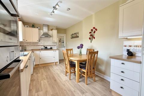 4 bedroom detached house for sale, 8 Aldourie Road, Inverness, IV24RL