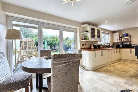 3 bedroom semi-detached house for sale, Shurnhold, Melksham, Wiltshire, SN12 8DD