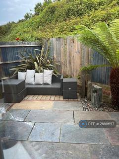2 bedroom semi-detached house to rent, Lower Green Road, Esher, KT10