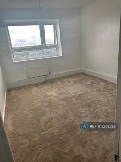 2 bedroom flat to rent, Orchard House, Erith, DA8