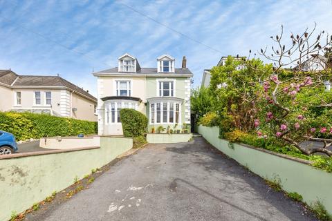 4 bedroom semi-detached house for sale, Wellfield Road, Carmarthen, Carmarthenshire, SA31