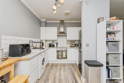 2 bedroom flat for sale, Trident Close, Erdington, Birmingham