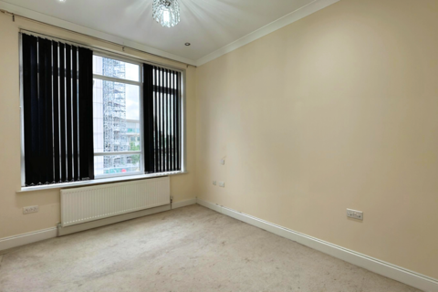 1 bedroom flat to rent, High Street, Slough, SL1