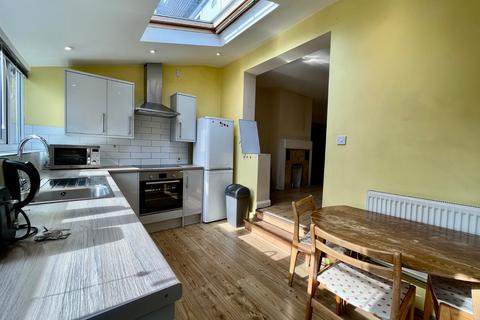 3 bedroom semi-detached house for sale, York Road, Headington, Oxford, Oxfordshire, OX3