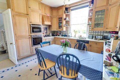 6 bedroom detached house for sale, Eastern Avenue, Reading