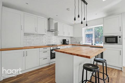 2 bedroom bungalow for sale, Chatsworth Road, Dartford