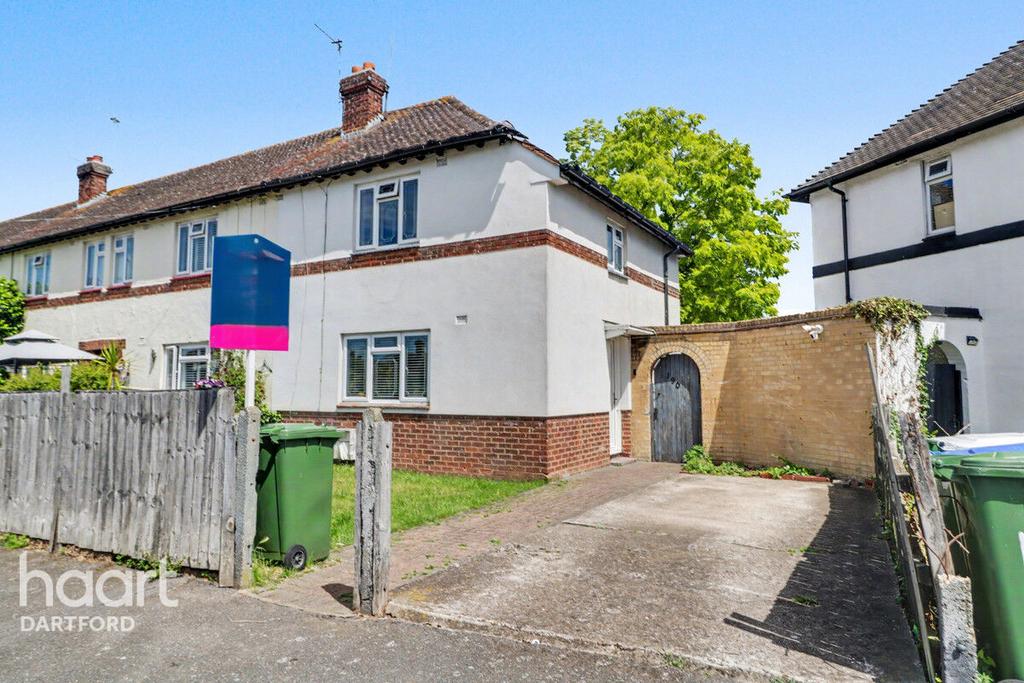 Detached house exterior