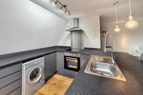 undefined, Cirencester
