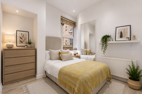 3 bedroom flat for sale, Uxbridge Road, London W5