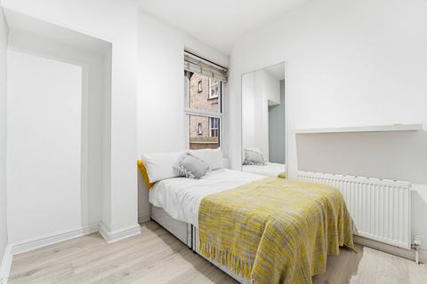 3 bedroom flat for sale, Uxbridge Road, London W5