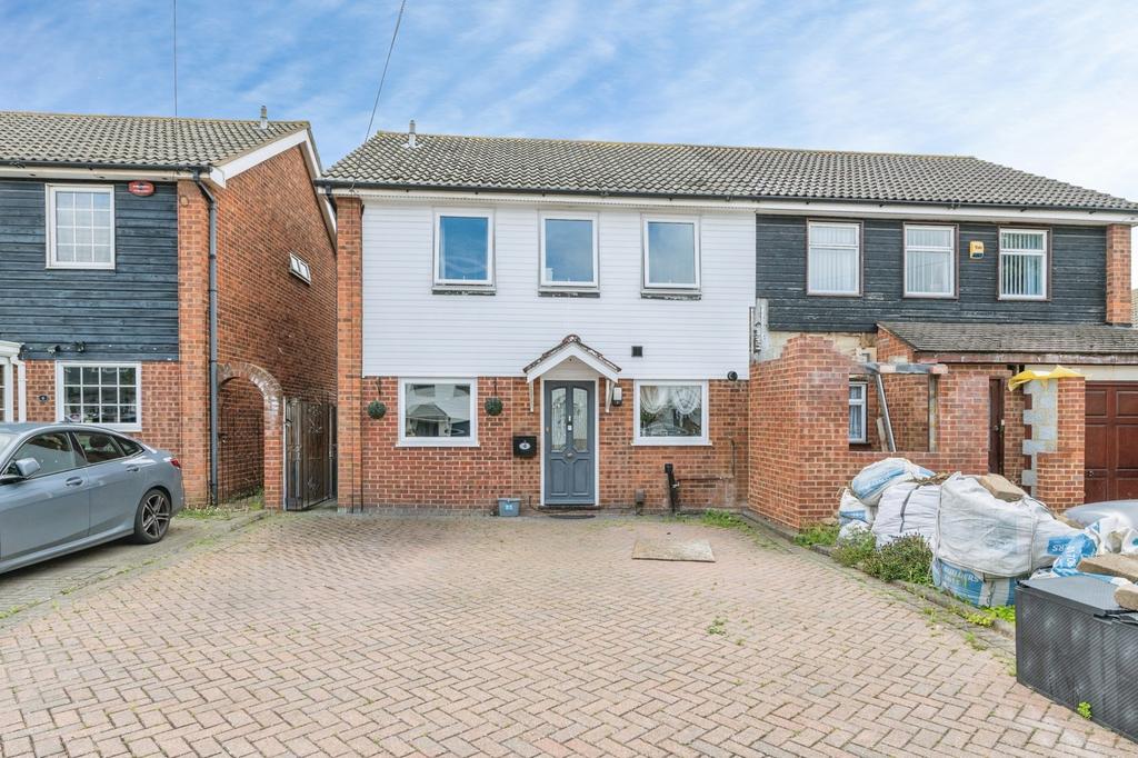 Maytree Close, Rainham, RM13, Rainham