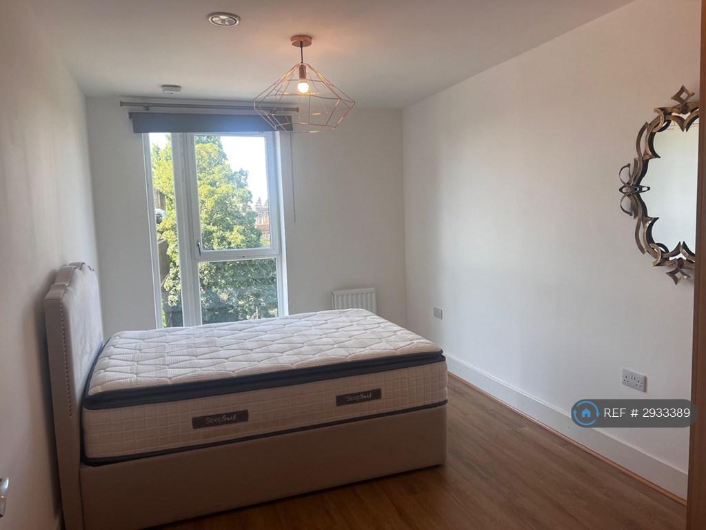 Apartment in London - View 4