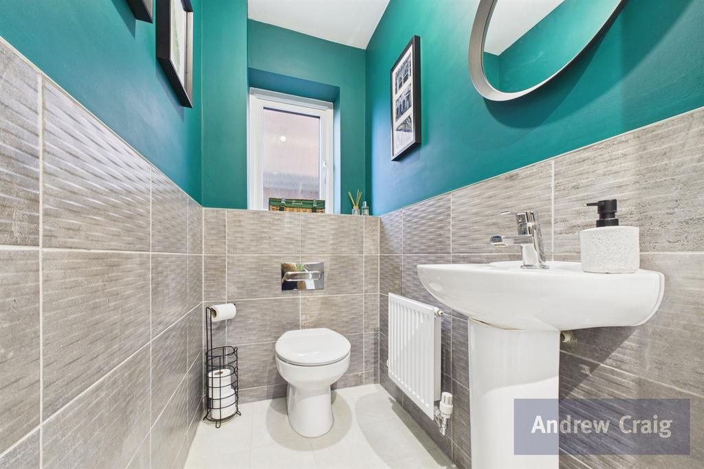 House in Newcastle upon Tyne, Brunswick - More