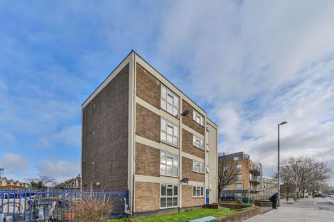 1 bedroom flat for sale, Hoe Street, Walthamstow, London, E17