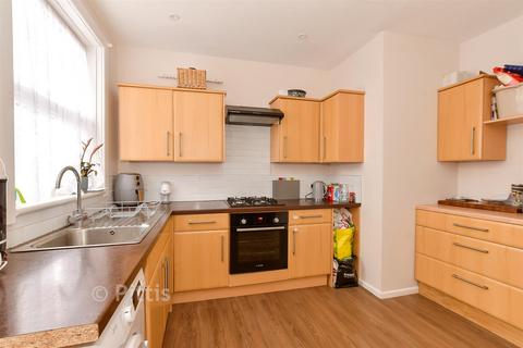 2 bedroom ground floor maisonette for sale, 59 Newport Road, Sandown PO36