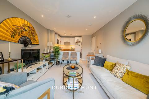 undefined, High Road, Loughton, IG10