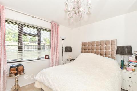 1 bedroom ground floor flat for sale, The Forge, Handcross RH17