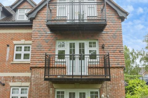 2 bedroom flat for sale, Forest Road, Tunbridge Wells, Kent, TN2