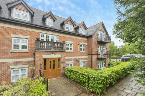 2 bedroom flat for sale, Forest Road, Tunbridge Wells, Kent, TN2