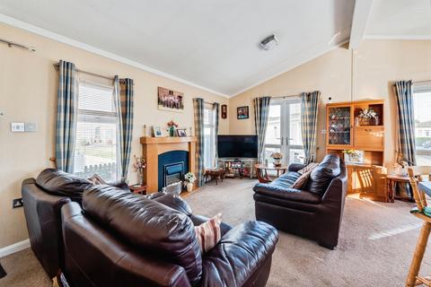 2 bedroom park home for sale, Alpha Avenue, Garsington, Oxford