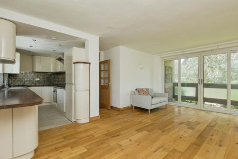 2 bedroom flat for sale, Ferndale Close, Tunbridge Wells, Kent, TN2