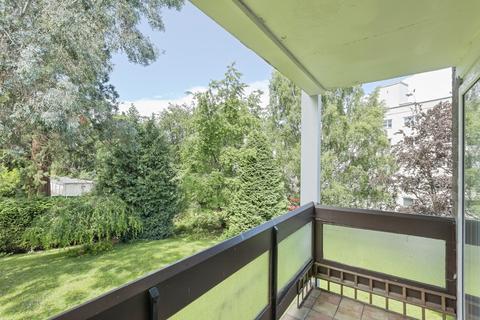 2 bedroom flat for sale, Ferndale Close, Tunbridge Wells, Kent, TN2