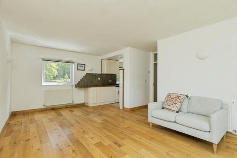 2 bedroom flat for sale, Ferndale Close, Tunbridge Wells, Kent, TN2