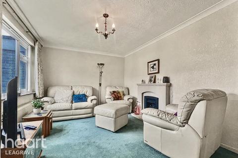 3 bedroom end of terrace house for sale, Verulam Gardens, Luton
