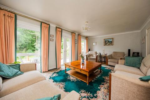 5 bedroom detached bungalow for sale, Vicarage Road, Burwash Common
