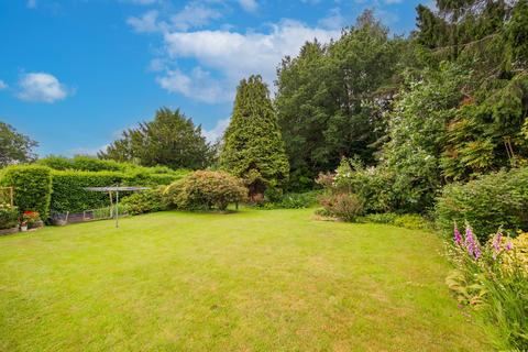 5 bedroom detached bungalow for sale, Vicarage Road, Burwash Common