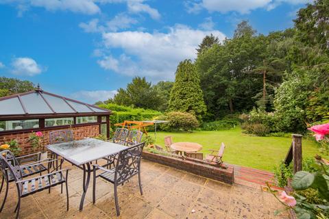 5 bedroom detached bungalow for sale, Vicarage Road, Burwash Common