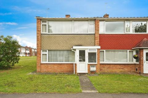 3 bedroom end of terrace house for sale, Golden Close, Tuffley, Gloucester, Gloucestershire, GL4