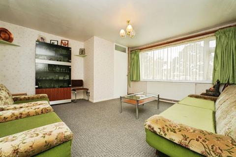 3 bedroom end of terrace house for sale, Golden Close, Tuffley, Gloucester, Gloucestershire, GL4