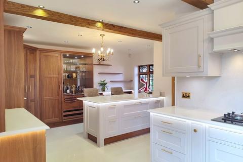4 bedroom detached house for sale, Highfield Road, Chislehurst, Kent, BR7