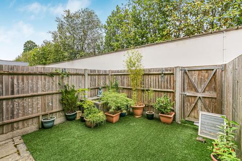 1 bedroom maisonette for sale, Great Charta Close, Englefield Green, Egham, Surrey, TW20
