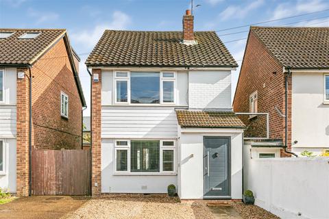 New Road, Kingston Upon Thames KT2